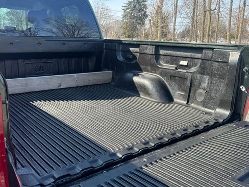 Used 2013 Chevrolet Silverado 1500 LT image 16