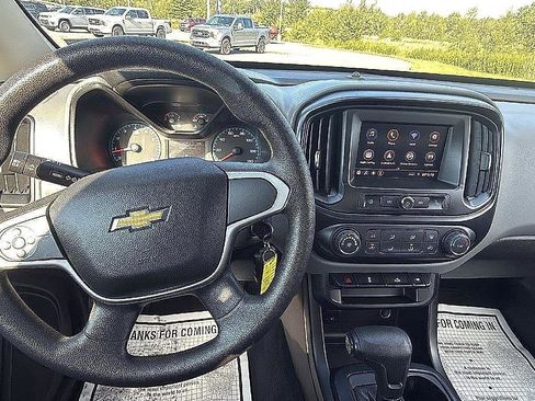 Used 2021 Chevrolet Colorado W/T w/ WT Convenience Package AWD/4WD image 28