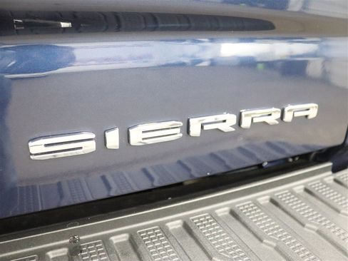 Used 2020 GMC Sierra 1500 Denali w/ Technology Package AWD/4WD image 9