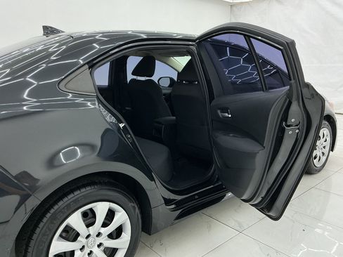 Used 2021 Toyota Corolla LE FWD image 23