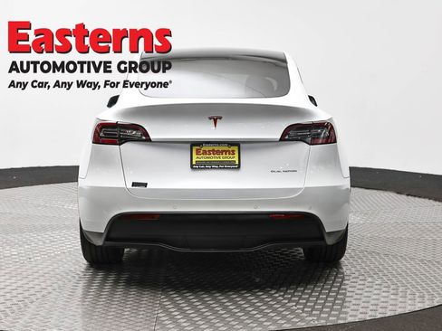 Used 2020 Tesla Model Y Long Range image 6