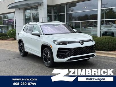 New 2026 Volkswagen Tiguan SEL R-Line