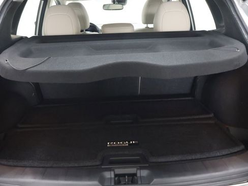 Used 2022 Nissan Rogue Sport SL w/ Premium Package AWD/4WD image 14