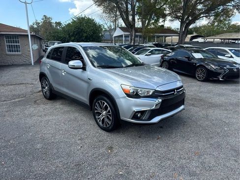 Used 2018 Mitsubishi Outlander Sport SE image 3