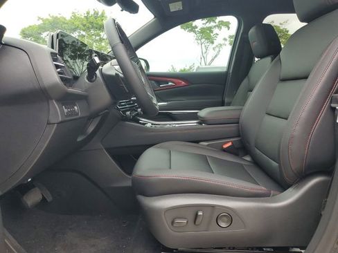 New 2026 Chevrolet Traverse Z71 w/ Enhanced Driving Package AWD/4WD image 10