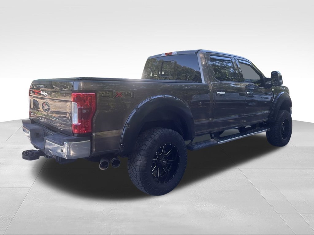 Used 2017 Ford F250 XLT w/ XLT Premium Package AWD/4WD image 4
