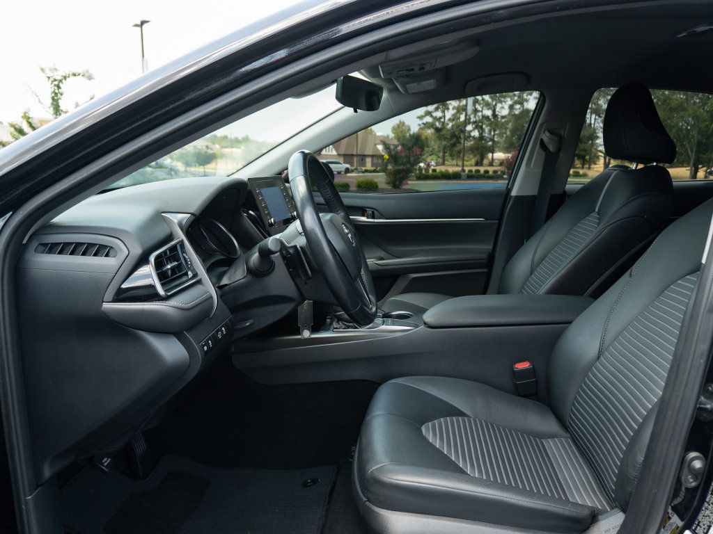 Used 2024 Toyota Camry SE FWD image 12