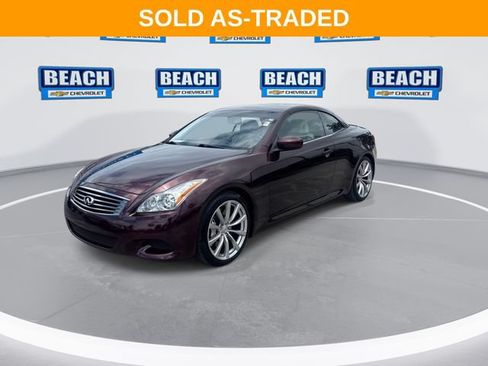 Used 2010 INFINITI G37 Convertible w/ Premium Pkg RWD image 4
