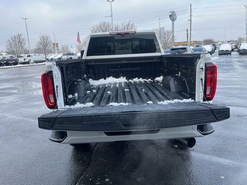Used 2023 GMC Sierra 2500 Denali w/ Denali Ultimate Package image 9