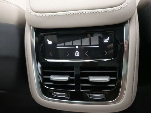 New 2026 Volvo XC90 B6 Ultra w/ Lounge Package image 35