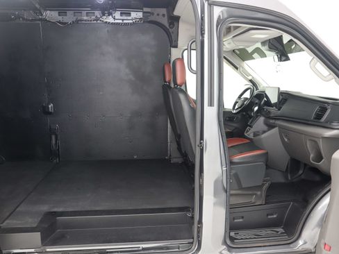 Used 2023 Ford Transit 250 Medium Roof AWD w/ Exterior Upgrade Package image 15