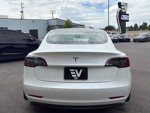 Used 2020 Tesla Model 3 Standard Range Plus RWD image 7
