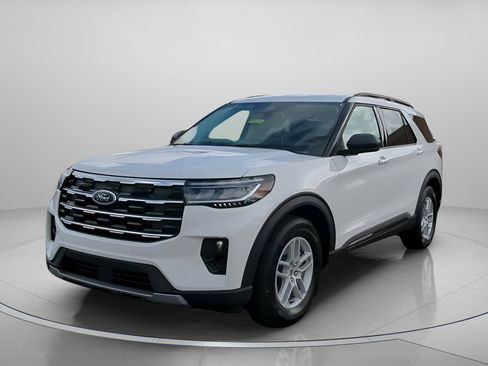 New 2026 Ford Explorer Active image 10