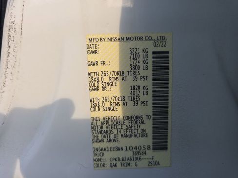 Used 2022 Nissan Titan SV image 46