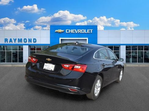 Used 2025 Chevrolet Malibu LS w/ LPO, Floor Liner Package FWD image 3