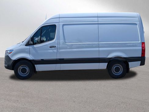 New 2025 Mercedes-Benz Sprinter 2500 image 4