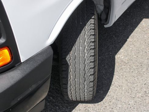 Used 2017 Chevrolet Express 2500 Extended image 37