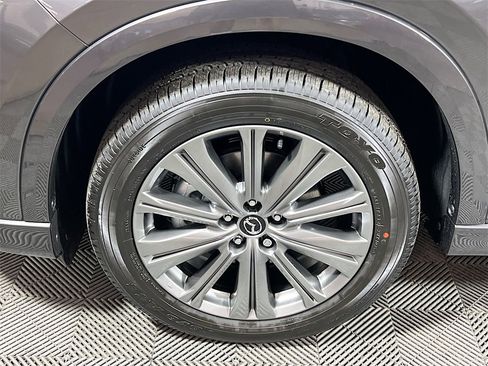 Used 2025 MAZDA CX-5 Signature image 24