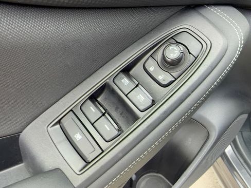 Used 2023 Subaru Forester Premium AWD/4WD image 15