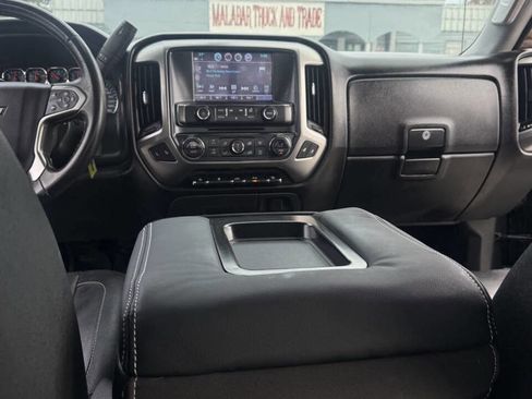 Used 2018 Chevrolet Silverado 1500 LT w/ All Star Edition image 18