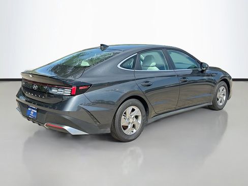 Certified 2025 Hyundai Sonata SE image 5