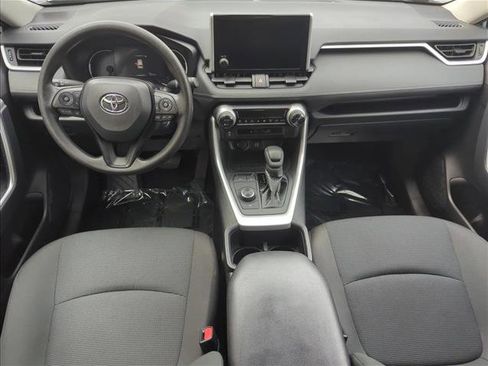 Used 2025 Toyota RAV4 LE AWD/4WD image 24