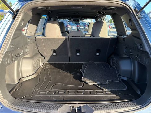 Certified 2025 Subaru Forester AWD/4WD image 26