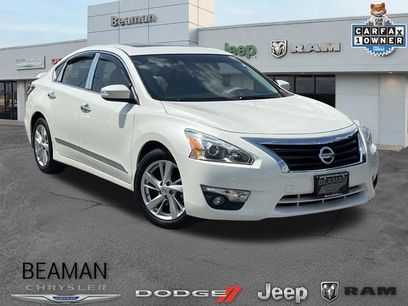 Used 2015 Nissan Altima 2.5 SL w/ Technology Package