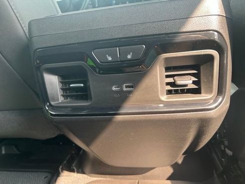 Used 2025 GMC Sierra 3500 AT4 AWD/4WD image 29
