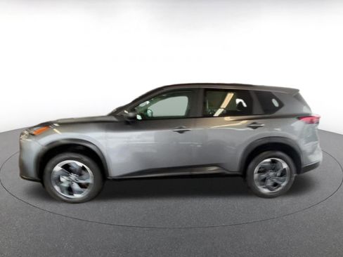 Used 2025 Nissan Rogue SV image 9