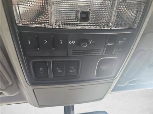 Used 2016 Toyota 4Runner Limited image 27