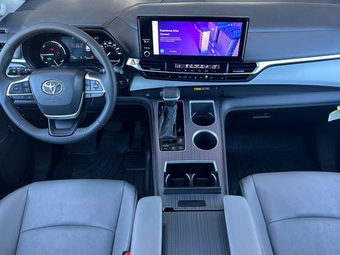 Certified 2025 Toyota Sienna XLE w/ XLE Plus Package AWD/4WD image 12