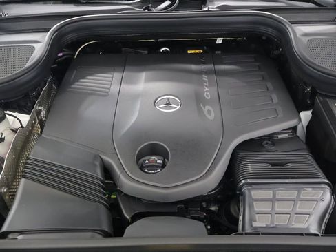 New 2026 Mercedes-Benz GLS 450 4MATIC image 30
