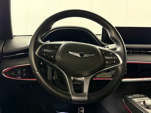 Used 2025 Genesis GV70 2.5T w/ Sport Prestige Package AWD/4WD image 25
