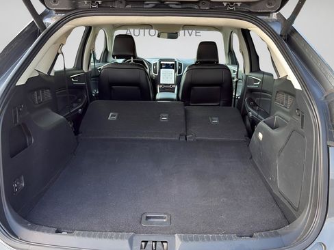 Used 2024 Ford Edge Titanium AWD/4WD image 16