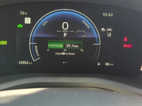 Used 2025 Toyota Camry SE w/ Convenience Package FWD image 11