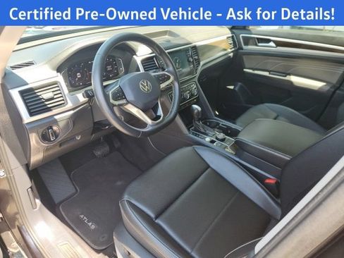 Certified 2023 Volkswagen Atlas SE w/ Panoramic Sunroof Package AWD/4WD image 10