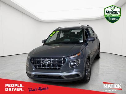 Used 2025 Hyundai Venue SEL