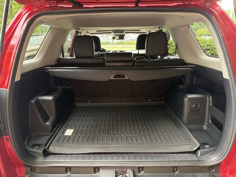 Used 2023 Toyota 4Runner TRD Off-Road Premium w/ Moonroof Package AWD/4WD image 17