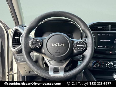 Used 2024 Kia Soul LX w/ Option Group 015 FWD image 38