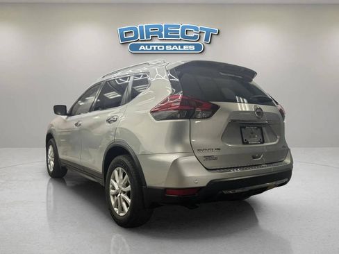 Used 2019 Nissan Rogue SV AWD/4WD image 4