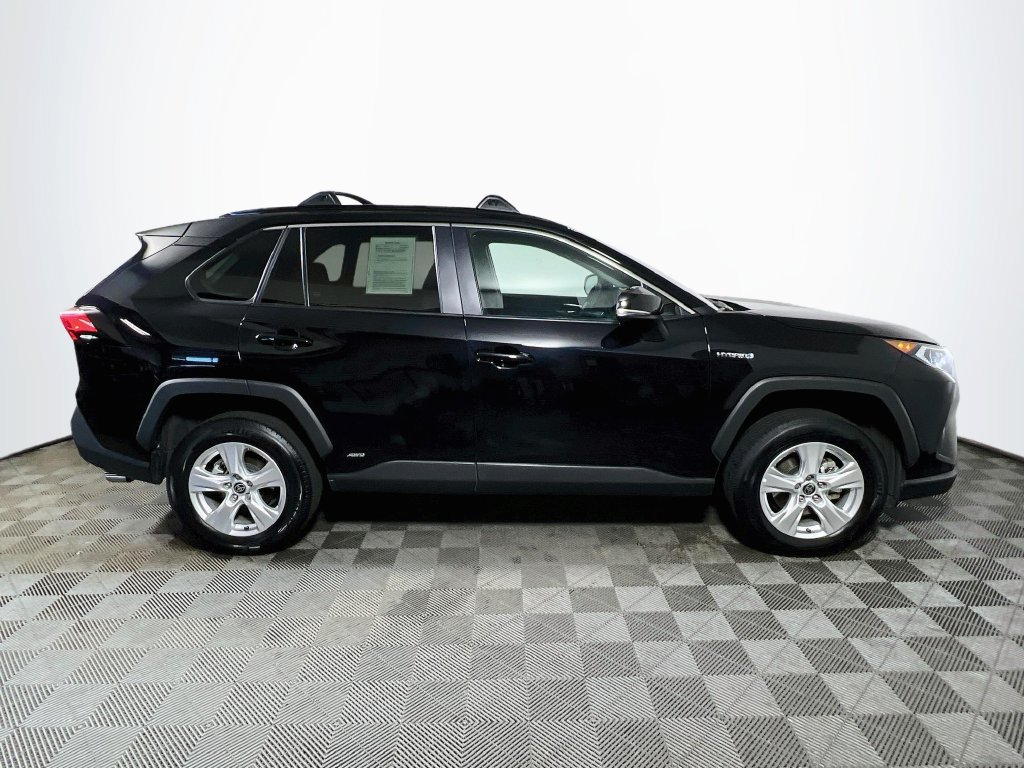 Certified 2021 Toyota RAV4 XLE AWD/4WD image 8