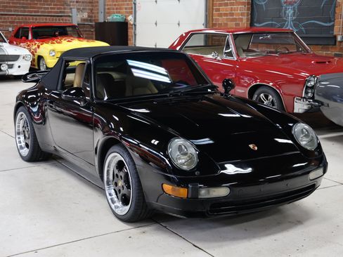 Used 1995 Porsche 911 Cabriolet image 3