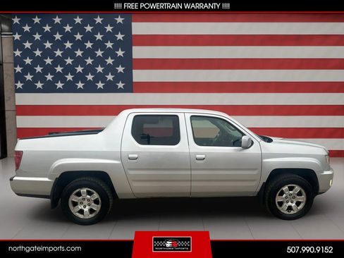 Used 2010 Honda Ridgeline RTS image 2