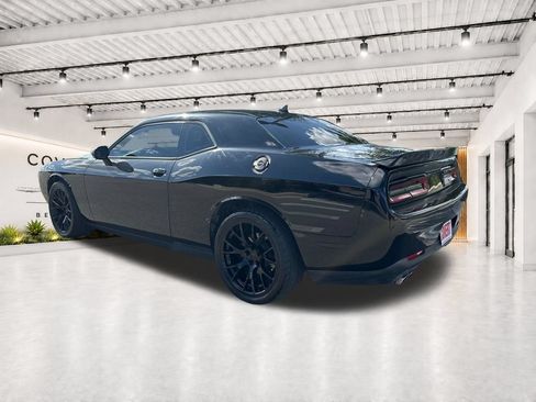 Used 2015 Dodge Challenger R/T Plus RWD image 8