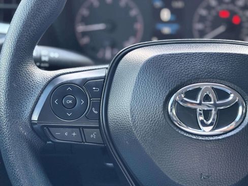 Used 2024 Toyota Corolla LE w/ LE Convenience Package FWD image 28