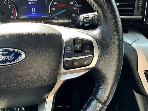 Certified 2022 Ford Explorer XLT w/ Equipment Group 202A image 18