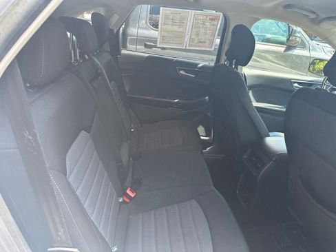 Used 2017 Ford Edge SE AWD/4WD image 19