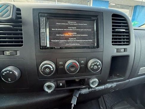 Used 2011 Chevrolet Silverado 1500 LT image 5