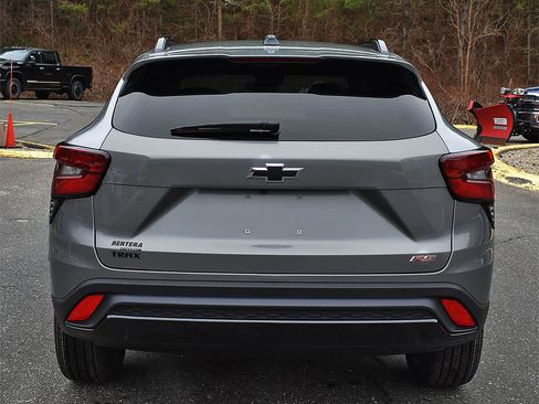 New 2026 Chevrolet Trax RS image 7